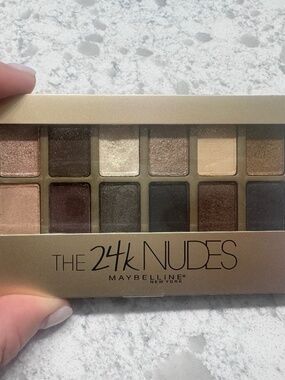 Maybelline 24K Nudes Eyeshadow Palette